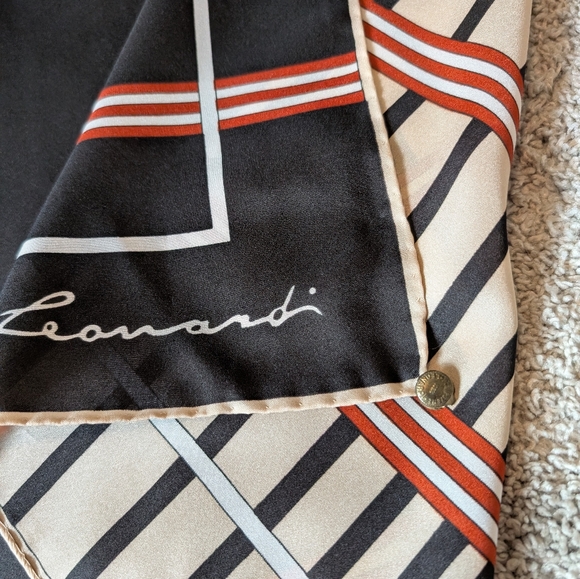 Rare Vintage Leonardo Scarf - Picture 13 of 15